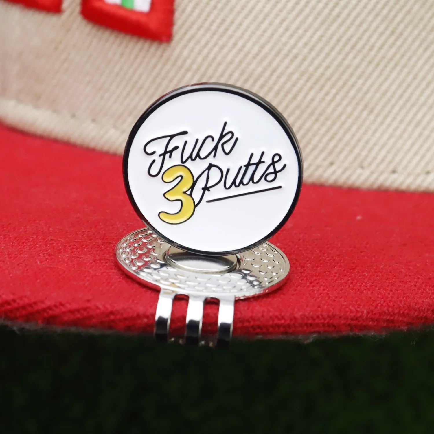 Marcador de Pelota de Golf Fuck 3 Putts con Clip Magnético - Diseño de Actitud para Jugadores Decididos