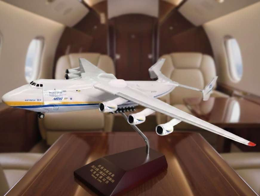 Avión Escala Grande Antonov AN-225